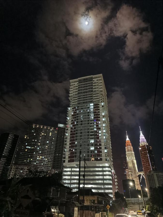Colony By Infinitum Suites Service Klcc Куала-Лумпур Екстер'єр фото